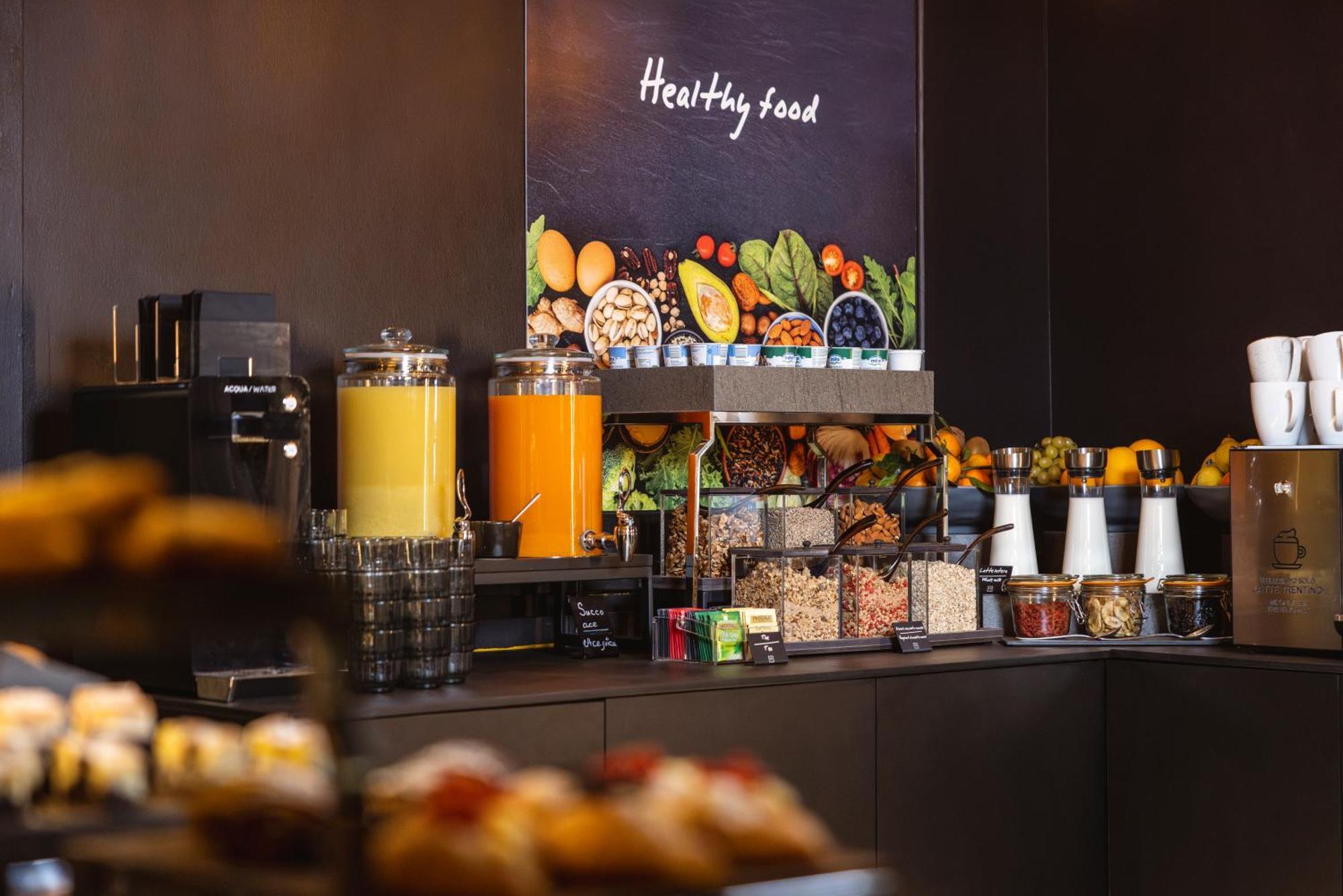Hi Hotels Trento - Wellness & Spa Adults Only Bagian luar foto